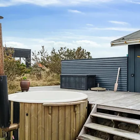 Dolores - 200m From The Sea By Interhome