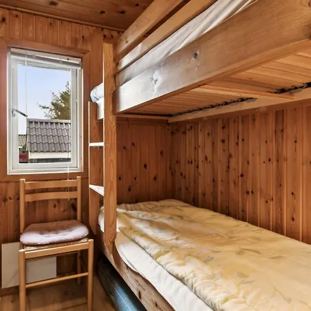 Dolores - 200m From The Sea By Interhome Feriehus *